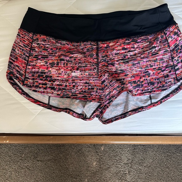 Lululemon shorts - Picture 1 of 2